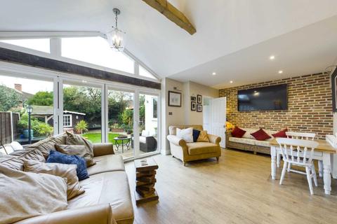 3 Oak Close, Hemel Hempstead, HP3 9TU