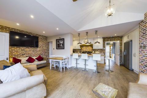 3 Oak Close, Hemel Hempstead, HP3 9TU