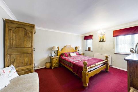 3 Oak Close, Hemel Hempstead, HP3 9TU