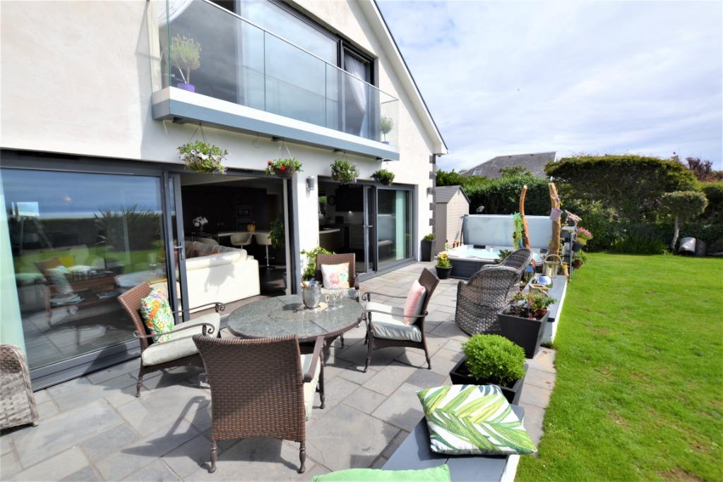 Ardrossan Road, Seamill, North Ayrshire, KA23 4 bed detached house £