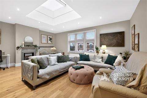 Chiswick High Road, Chiswick, London, W4