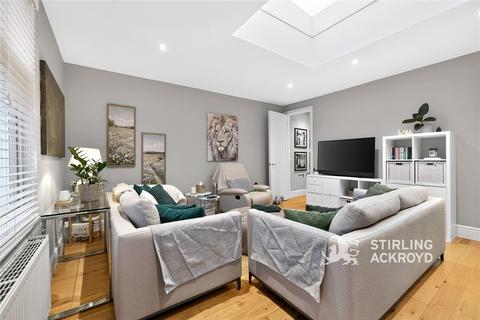 2 bedroom apartment to rent, Chiswick High Road, Chiswick, London, W4