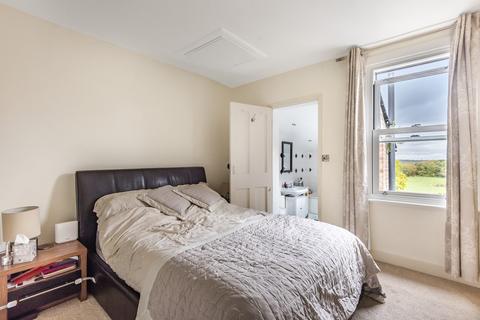 7 Calvert Road, Barnet, EN5 4HH