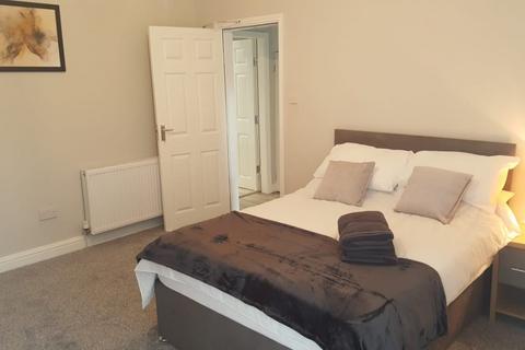 1 bedroom in a house share to rent, Delph Street, Wigan