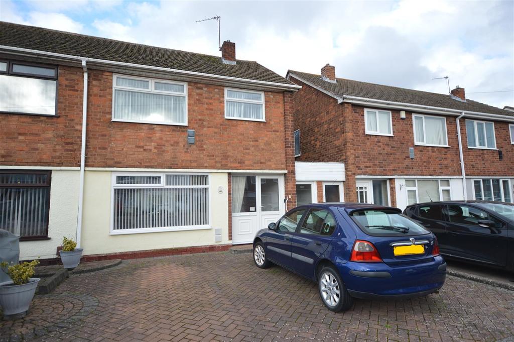 Digby Drive, Birmingham 3 bed semidetached house £220,000