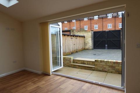 4 bedroom terraced house to rent, Waterside, ELY, Cambridgeshire, CB7