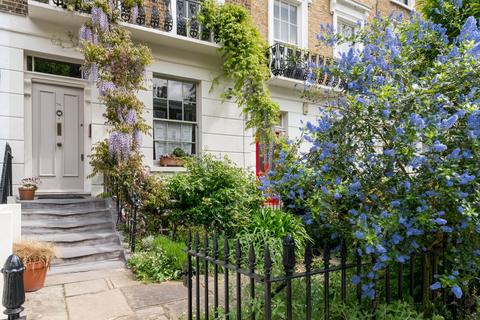 74 Albert Street, London, NW1 7NR