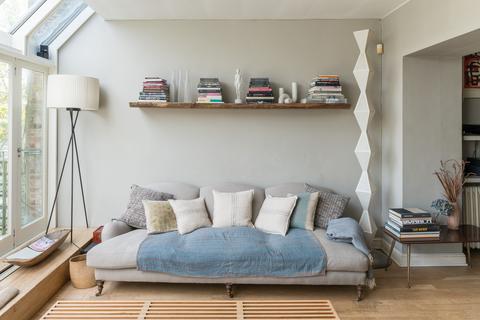 74 Albert Street, London, NW1 7NR