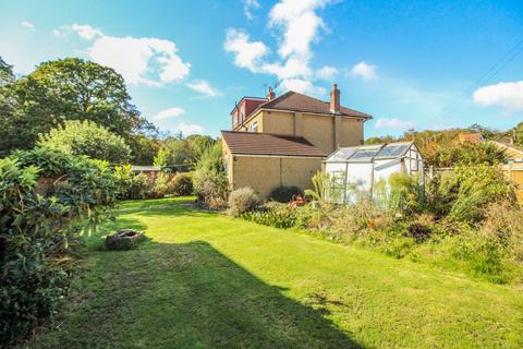 17 The Meadows, Ingrave, Brentwood, CM13 3RL
