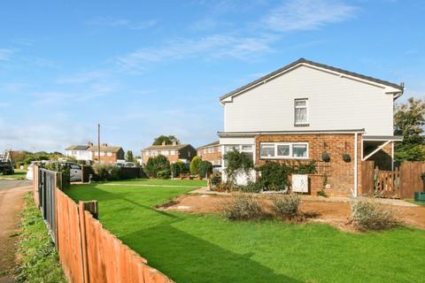 14 Cauldham Close, Capel Le Ferne, Folkestone, CT18 7HH