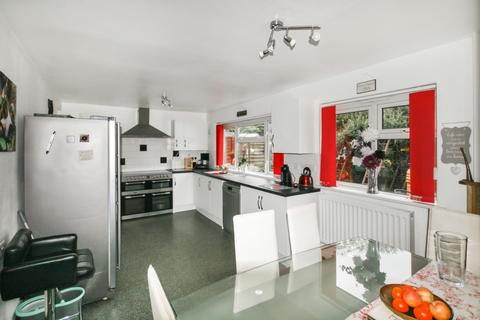 14 Cauldham Close, Capel Le Ferne, Folkestone, CT18 7HH