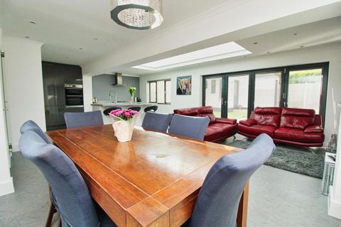 23 Mascalls Lane, Brentwood, CM14 5LR
