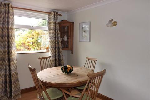 9 Mount Terrace, St Blazey Gate, Par, PL24 2ET