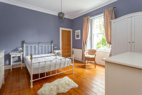 2 Alva Place, Edinburgh, EH7 5AZ