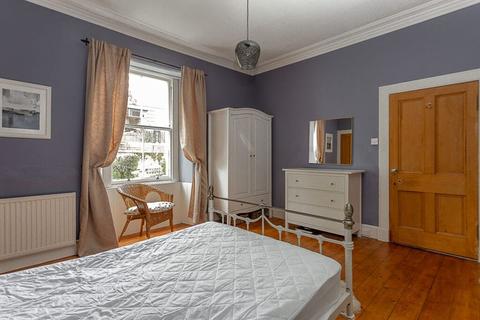 2 Alva Place, Edinburgh, EH7 5AZ