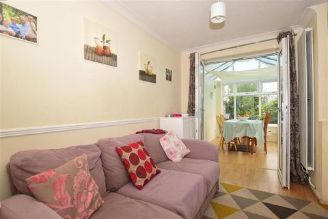 16 Lambert Road, Banstead, SM7 2QX