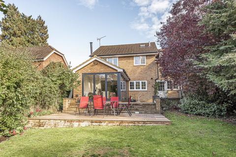 16 College Hill, Godalming, GU7 1YA