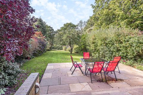 16 College Hill, Godalming, GU7 1YA