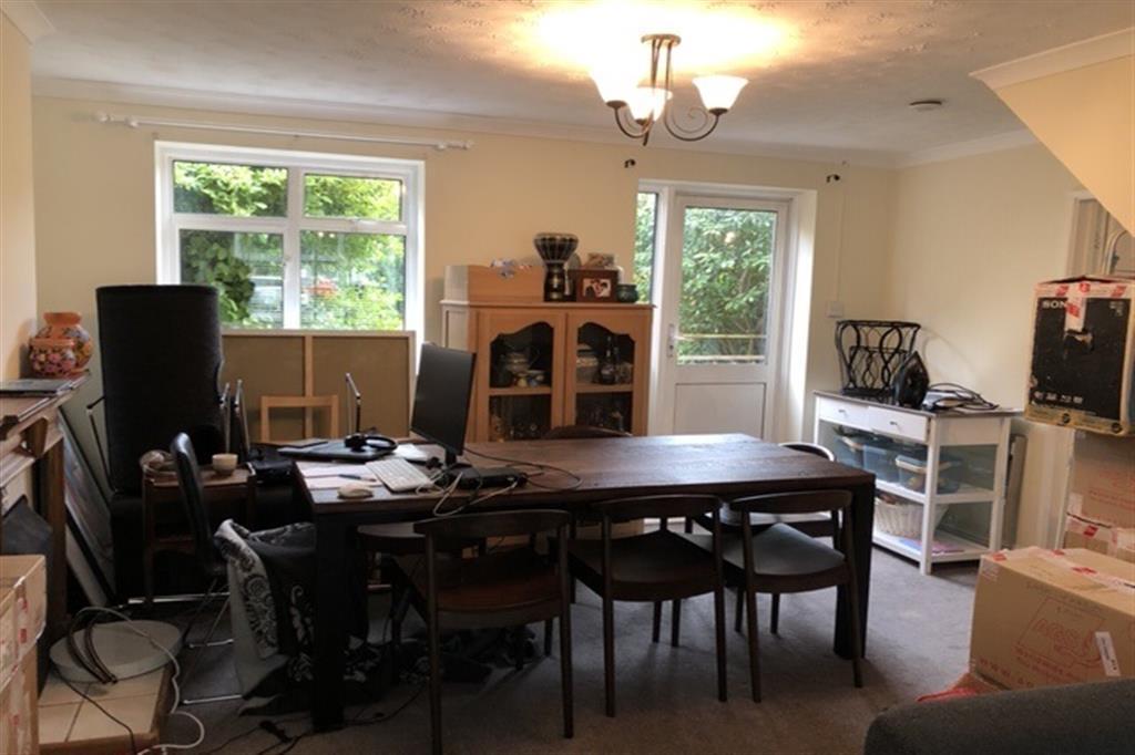 Dining Area 26/10