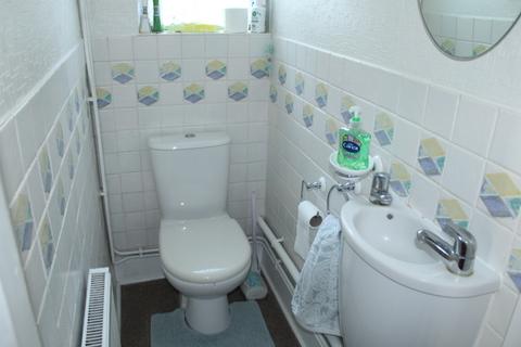 83 Woodham Road, London, SE6 2SB