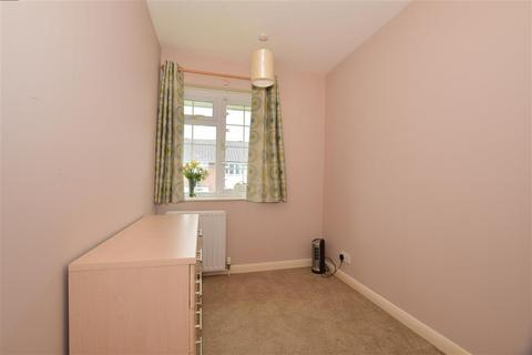13 Welton Close, Tonbridge, TN9 2QX