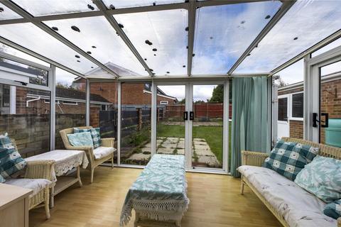4 Barlows Road, Tadley, RG26 3NA