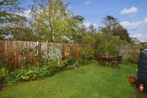 9 Bowden Crescent, Folkestone, CT20 3TR