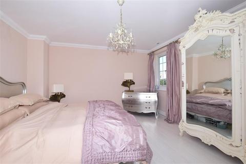 41 Aultone Way, Sutton, SM1 3LD