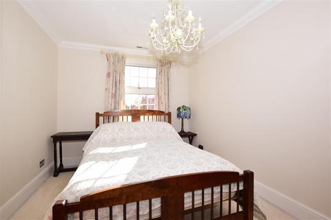 41 Aultone Way, Sutton, SM1 3LD