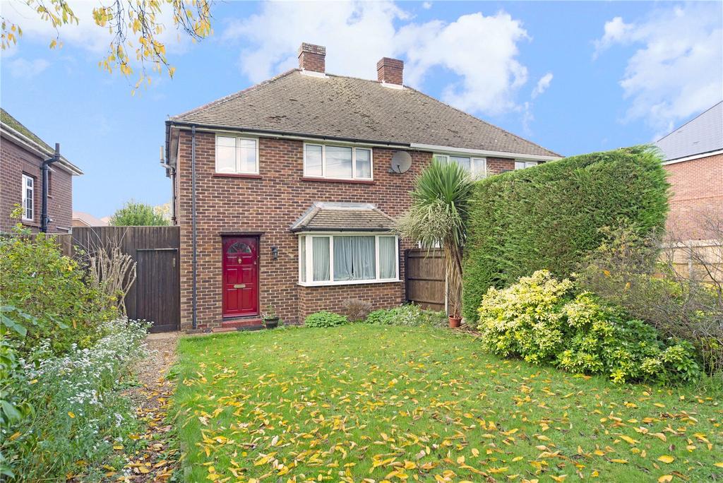 Terrace Road, WALTONONTHAMES... 3 bed semidetached house £450,000