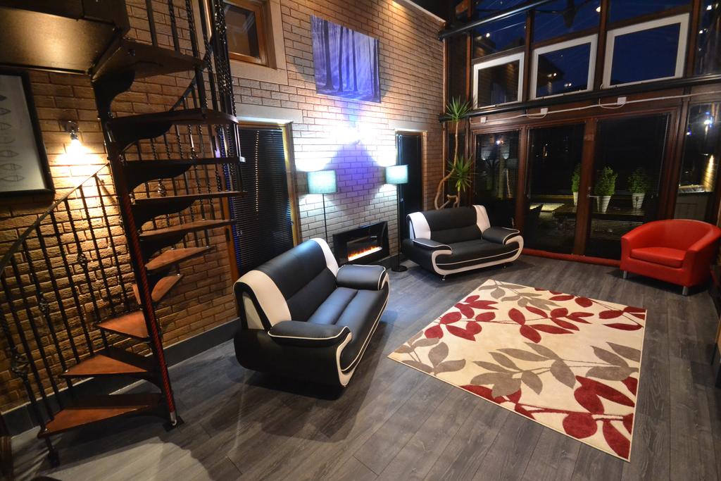 2nd Sitting Room
