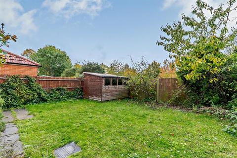 37 Lower Green Gardens, Worcester Park, KT4 7NX