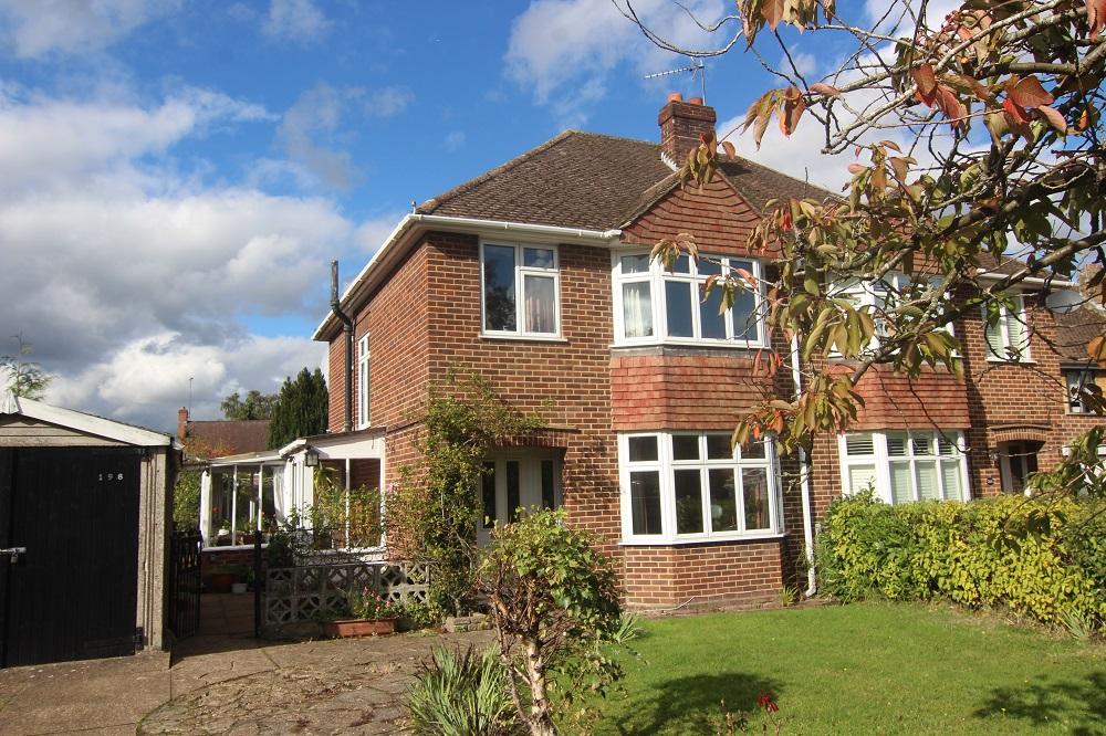 Old Woosehill Lane, Wokingham, Berks 3 bed semidetached house £500,000