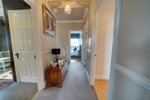 88 Village Road, Enfield, EN1 2EU