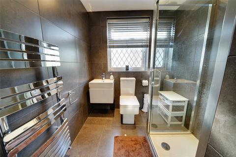 88 Village Road, Enfield, EN1 2EU