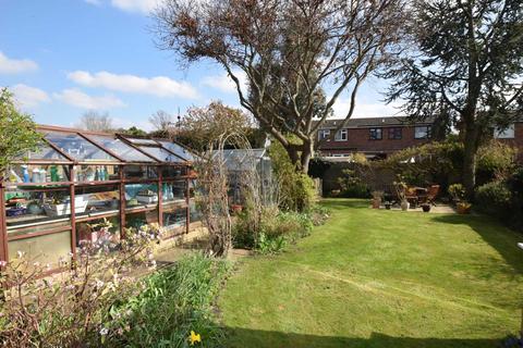 12 Brookside, Watlington, OX49 5AQ