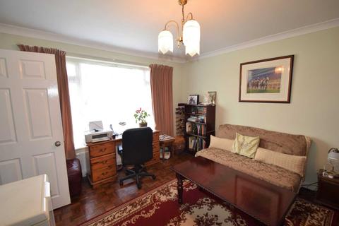 12 Brookside, Watlington, OX49 5AQ