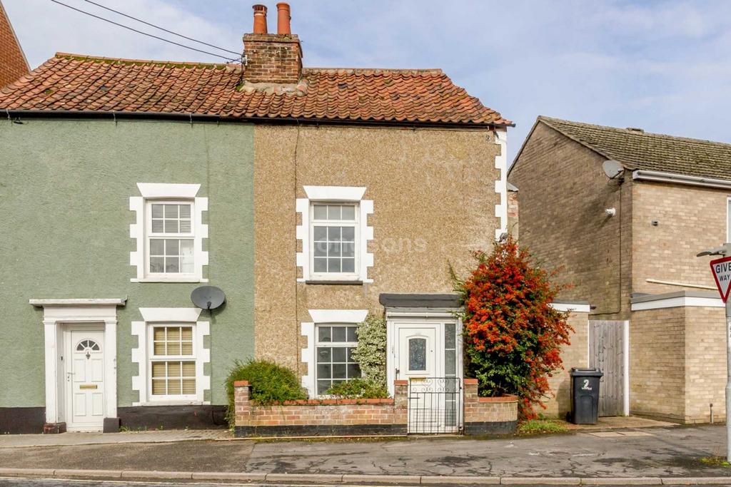 3 bedroom semi-detached house to rent