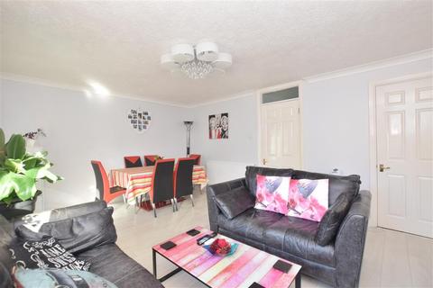8 Bourne View Close, Emsworth, PO10 8NS