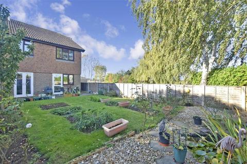 8 Bourne View Close, Emsworth, PO10 8NS