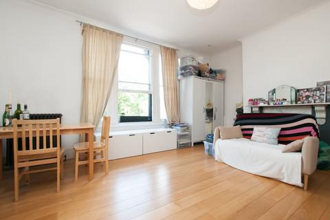 2 bedroom flat to rent, Stoke Newington Church Street, Stoke Newington