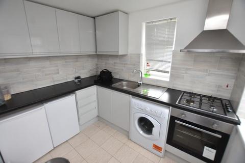 46b Rayners Lane, Harrow, HA2 0UB