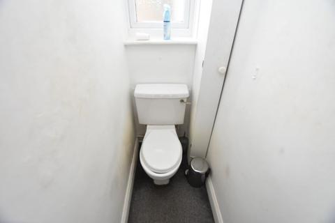 46b Rayners Lane, Harrow, HA2 0UB