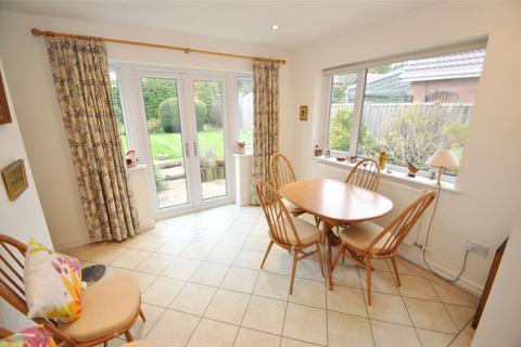 4 Andrew Crescent, Queens Park, Chester, CH4 7BQ