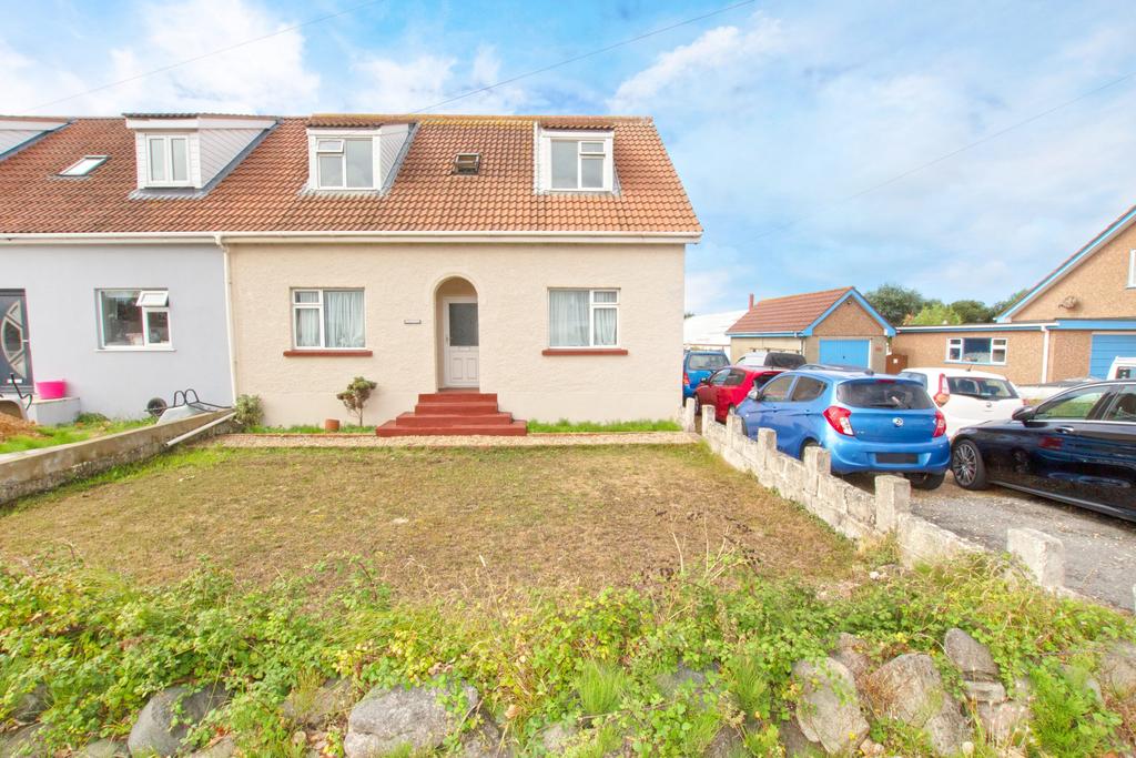Port Soif Lane, Vale, Guernsey, GY6 5 bed semidetached house £575,000
