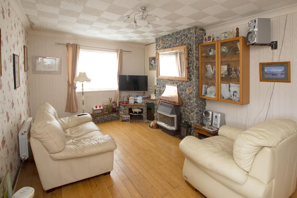 Port Soif Lane, Vale, Guernsey, GY6 5 bed semidetached house £575,000
