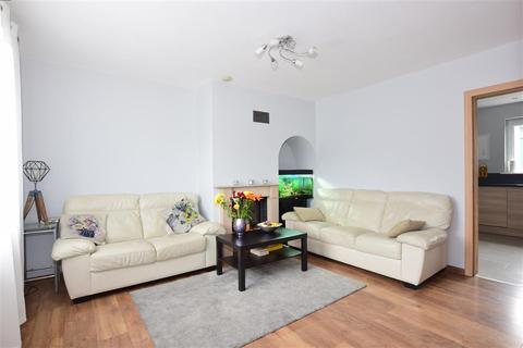 36 Thistle Road, Gravesend, DA12 2JS