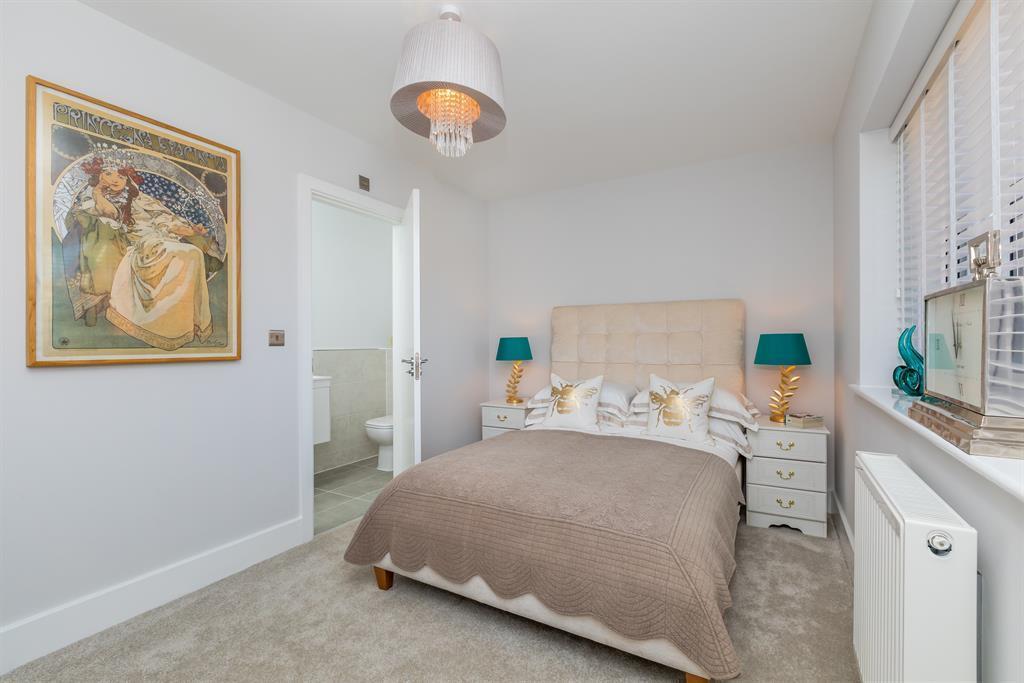 Bedroom with en suite