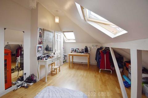 14 Allington Road, London, NW4 3DJ