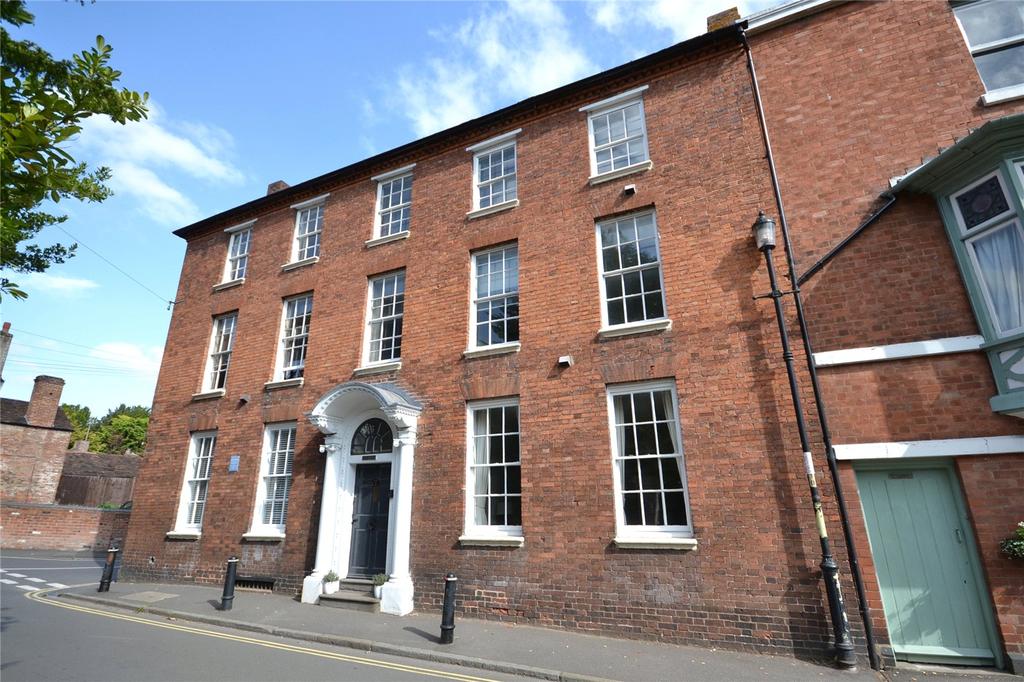 Lax Lane, Bewdley, DY12 2 bed penthouse £650 pcm (£150 pw)
